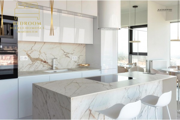 zachodniopomorskie, Świnoujście, Matejki, Apartament na 8 piętrze z widokiem na panoramę miasta + balkon