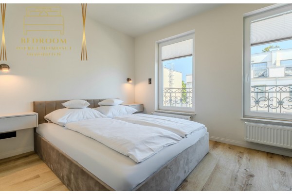 gryficki, Rewal, Warszawska, Apartament z ogr&oacute;dkiem 3 piętrowy przy plaży w Rewalu nad morzem