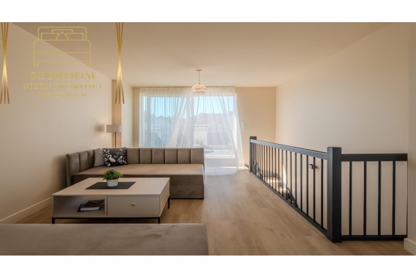 gryficki, Rewal, Warszawska, Apartament z ogr&oacute;dkiem 3 piętrowy przy plaży w Rewalu nad morzem