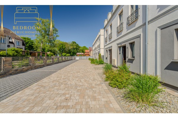 gryficki, Rewal, Warszawska, Apartament z ogr&oacute;dkiem 3 piętrowy przy plaży w Rewalu nad morzem