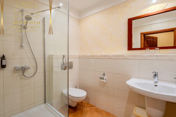 gryficki, Rewal, Pobierowo, Grunwaldzka, Aparthotel z 8 apartamentami z widokiem na morze wśr&oacute;d lasu plus spa