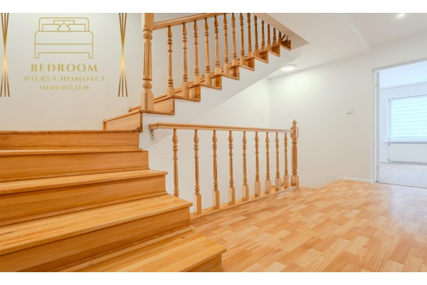 Świnoujście, Gdańska, Dwupiętrowy dom szeregowy przy lesie z garażem dla rodziny + ogr&oacute;d
